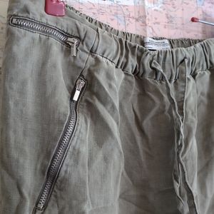 Zara olive capris